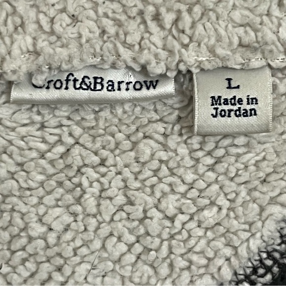 Croft Barrow Size Large Gray Snowflake Embroidered Fleece Zip Front Vest - Picture 7 of 11